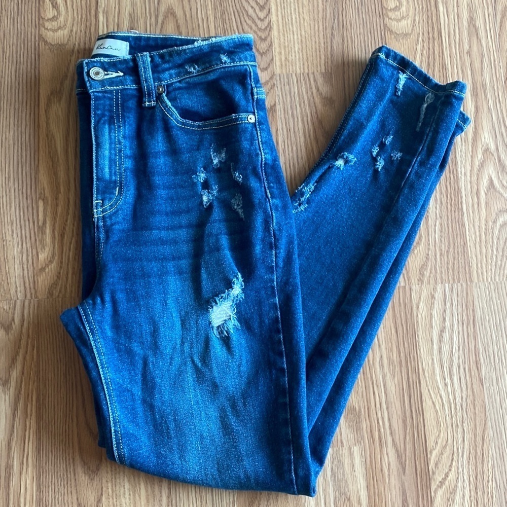 KANCAN distressed ankle skinny